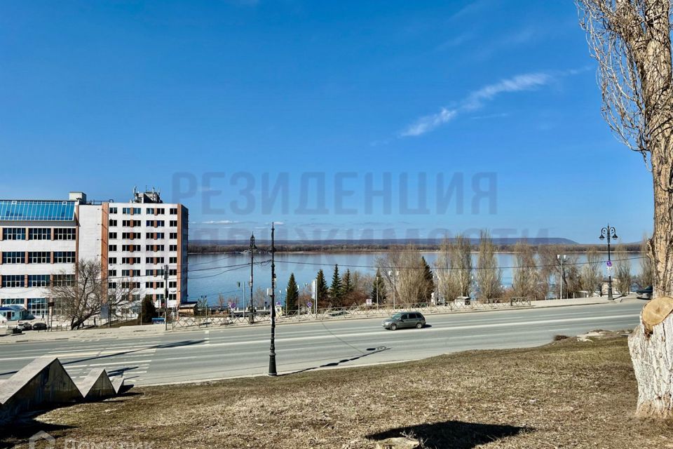 Продаётся 2-комнатная квартира, 57.4 м²