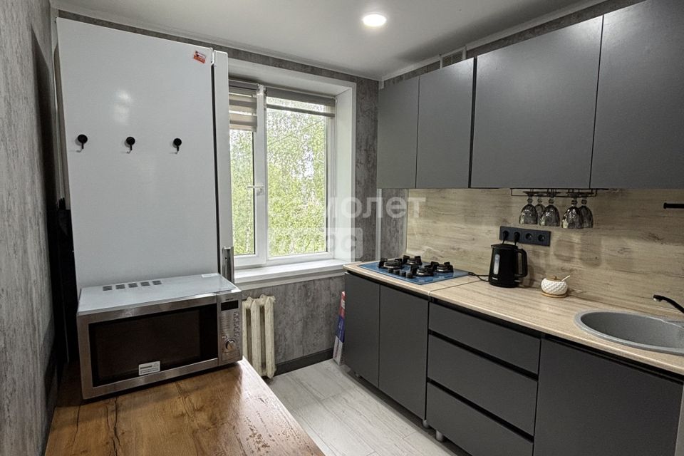 Сдаётся 3-комнатная квартира, 57 м²