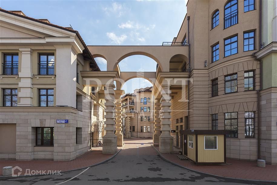 Продаётся 3-комнатная квартира, 110 м²