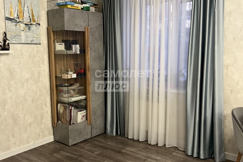 Продаётся 3-комнатная квартира, 65 м²