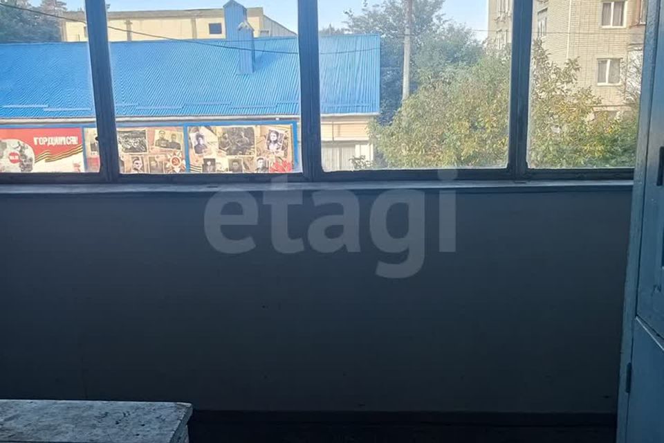 Продаётся 3-комнатная квартира, 59.7 м²