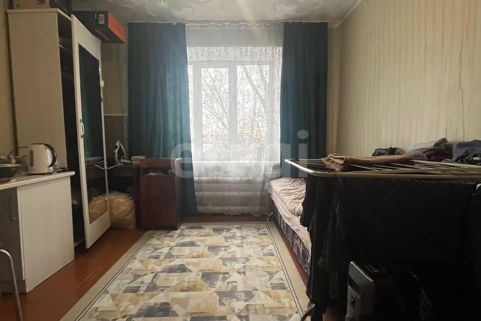 Продаётся комната в 1-комн. квартире, 12.6 м²