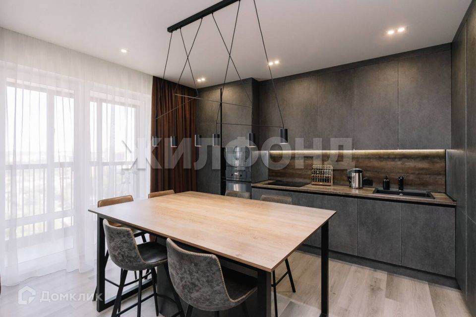 Продаётся 3-комнатная квартира, 71.1 м²