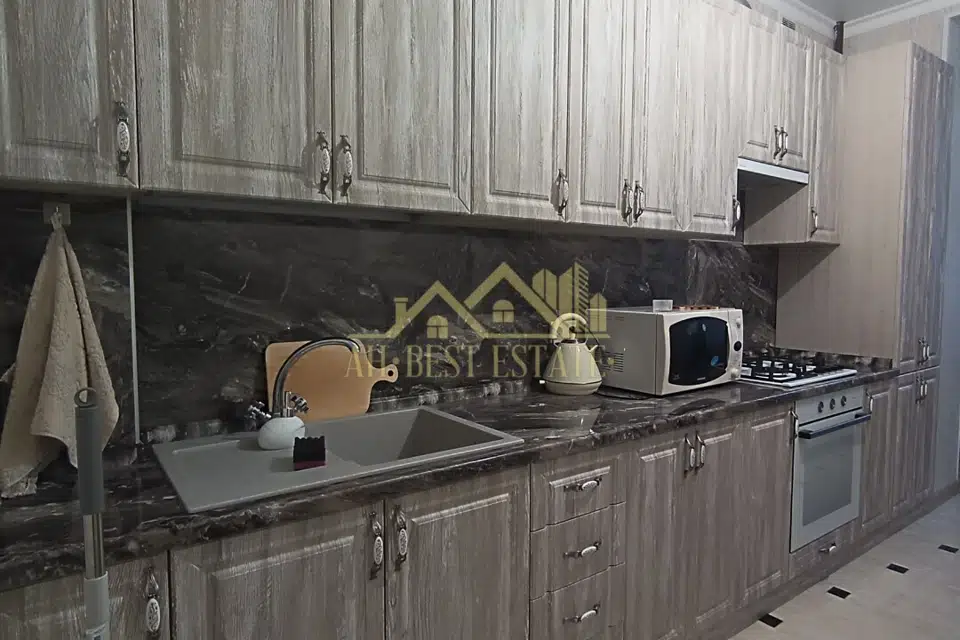 Сдаётся 3-комнатная квартира, 85 м²