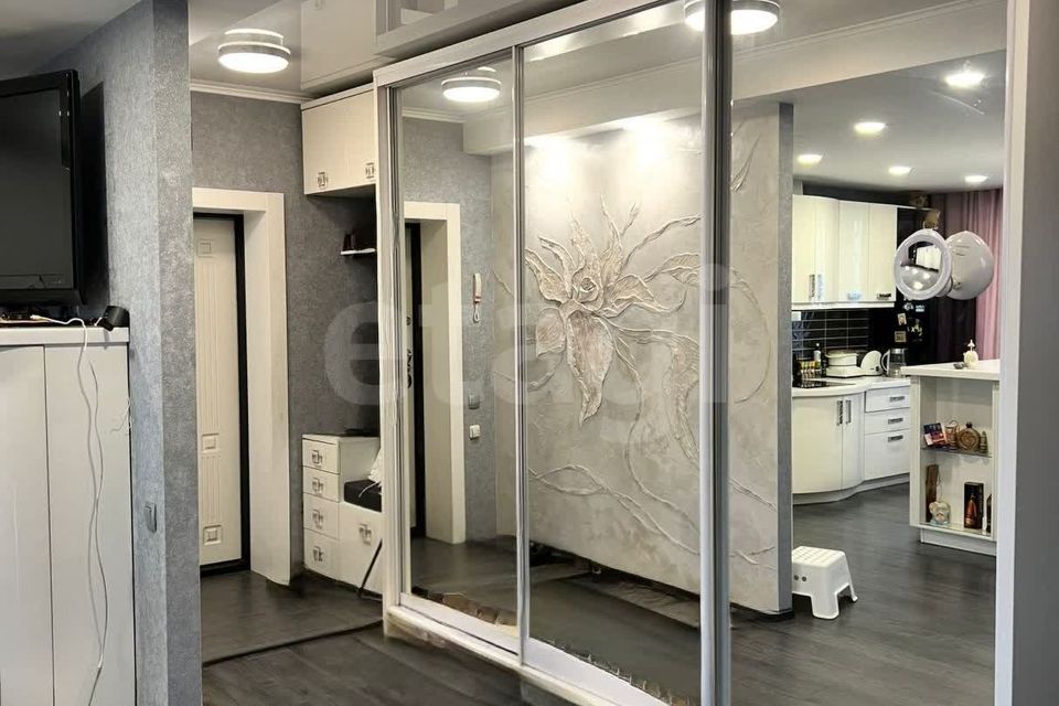 Продаётся 3-комнатная квартира, 100 м²