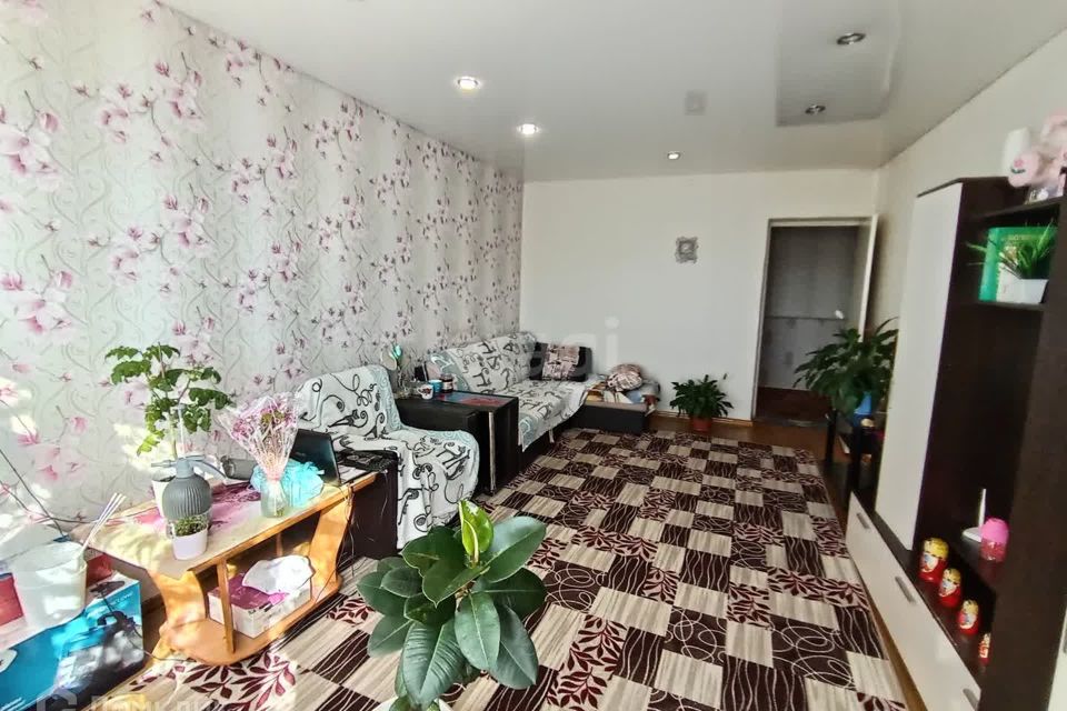 Продаётся 3-комнатная квартира, 59.7 м²