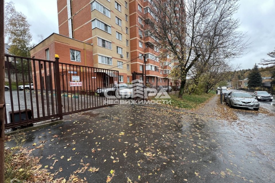 Продаётся 1-комнатная квартира, 41.2 м²