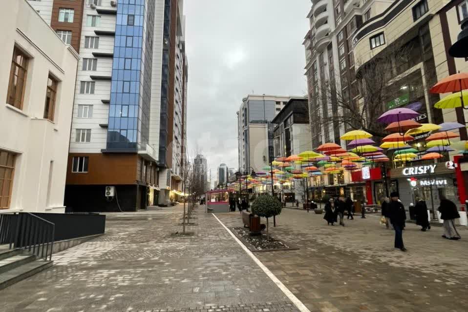 Продаётся 2-комнатная квартира, 102 м²