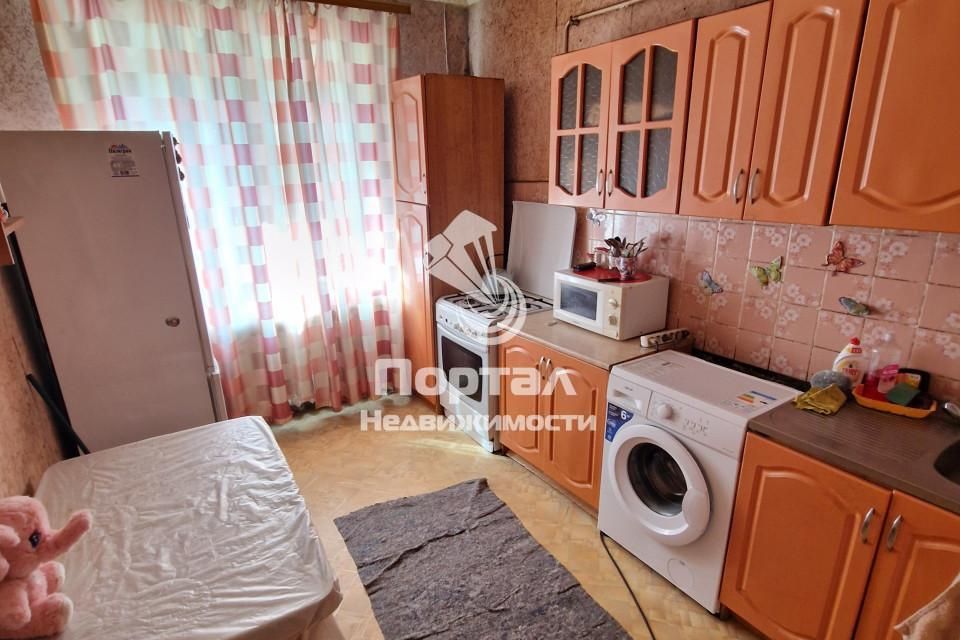 Продаётся 3-комнатная квартира, 65.4 м²