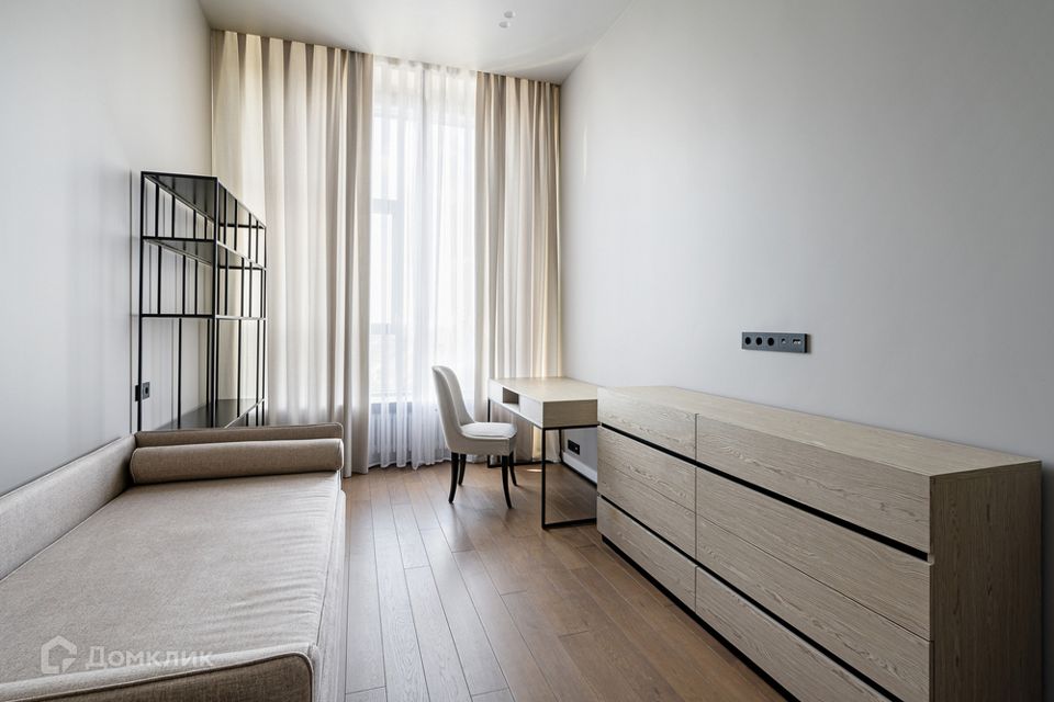 Сдаётся 3-комнатная квартира, 87 м²