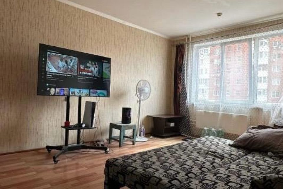 Продаётся 1-комнатная квартира, 37.8 м²