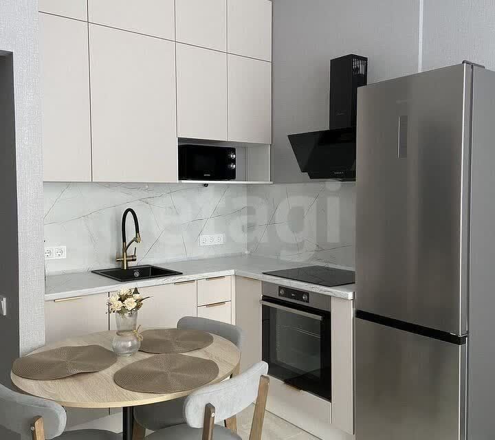 Продаётся 1-комнатная квартира, 38 м²