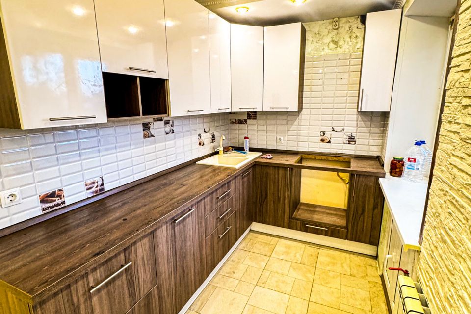 Продаётся 3-комнатная квартира, 60 м²