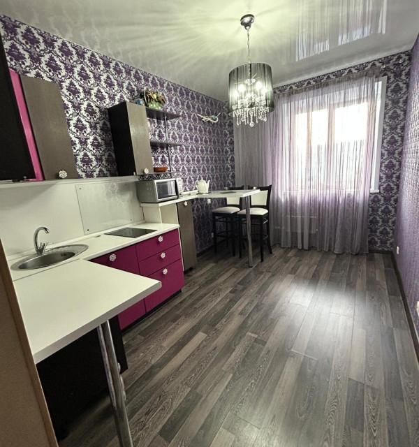 Сдаётся 1-комнатная квартира, 54 м²