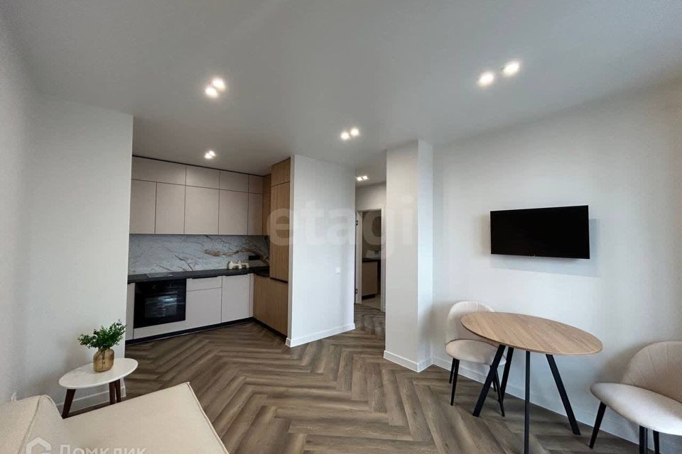 Продаётся 1-комнатная квартира, 37 м²