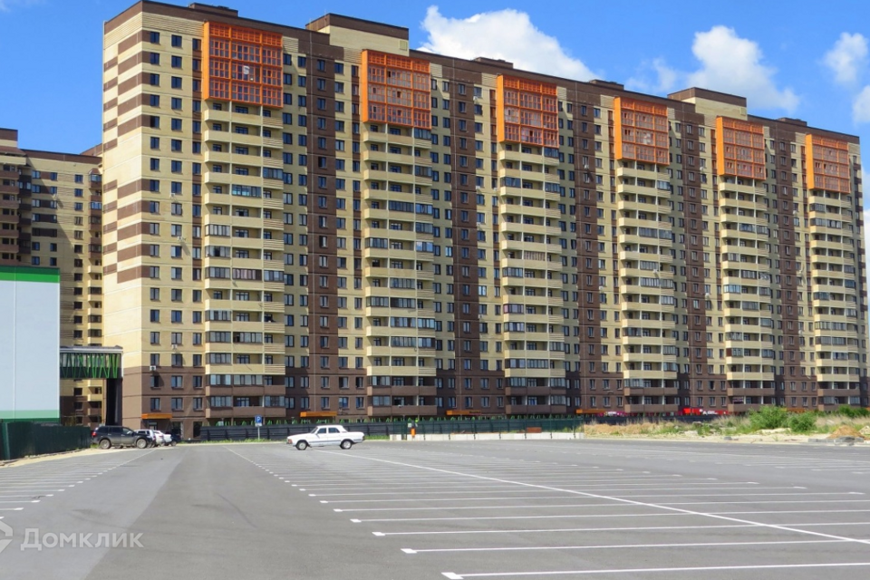 Продаётся 2-комнатная квартира, 74.4 м²