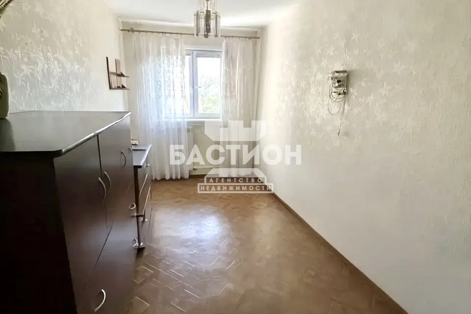 Продаётся 3-комнатная квартира, 59.5 м²