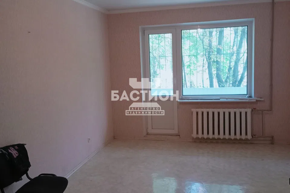 Продаётся 4-комнатная квартира, 80.9 м²