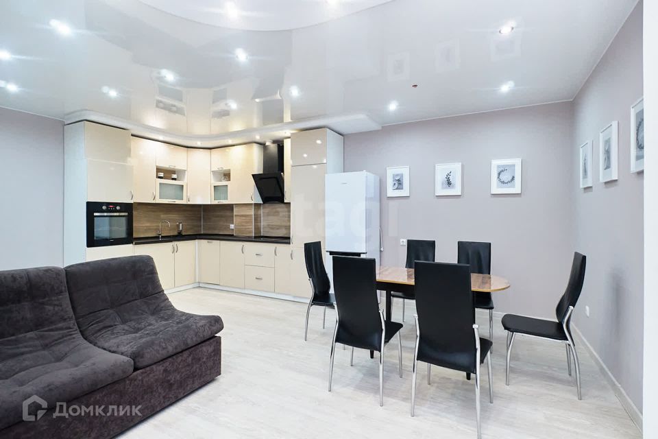 Сдаётся 2-комнатная квартира, 80 м²