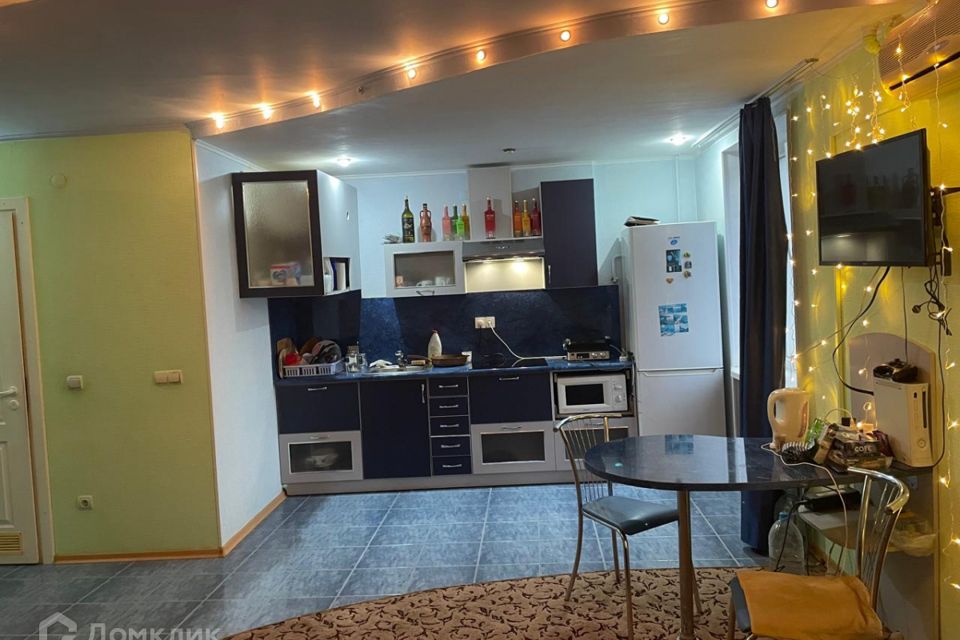 Продаётся 1-комнатная квартира, 37 м²