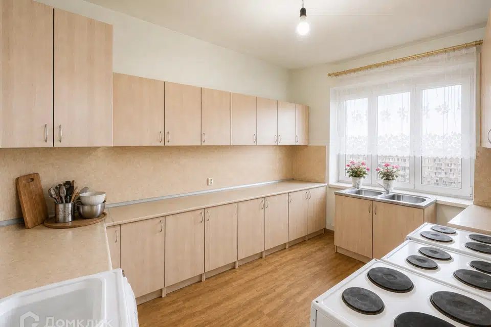 Продаётся комната в 11-комн. квартире, 12 м²