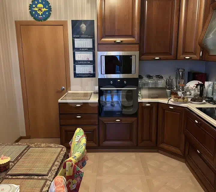 Продаётся 2-комнатная квартира, 61 м²