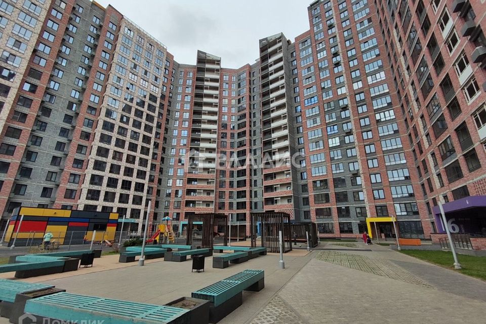 Продаётся 1-комнатная квартира, 35.3 м²