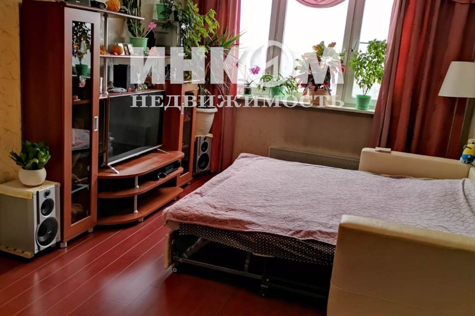 Продаётся 4-комнатная квартира, 100.8 м²