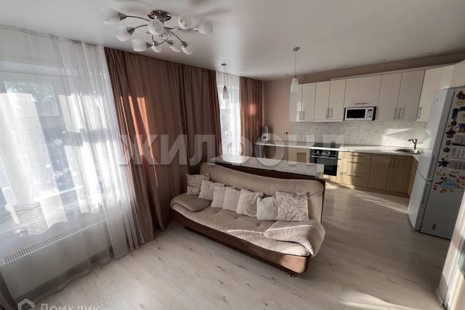 Продаётся 1-комнатная квартира, 46 м²