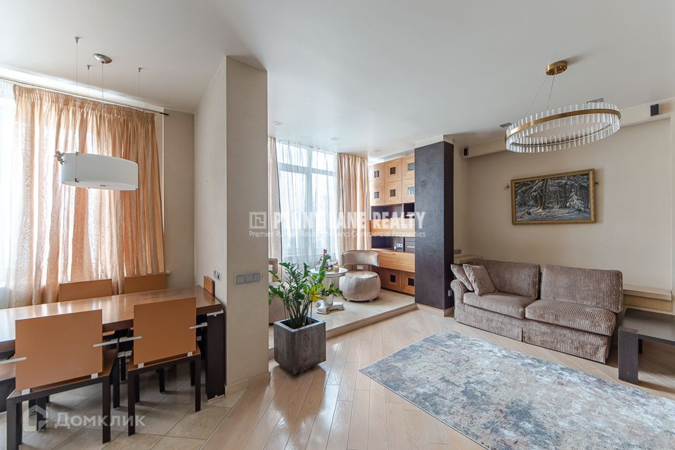 Продаётся 2-комнатная квартира, 81.6 м²