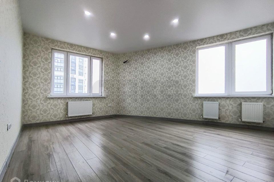 Продаётся 3-комнатная квартира, 101.5 м²