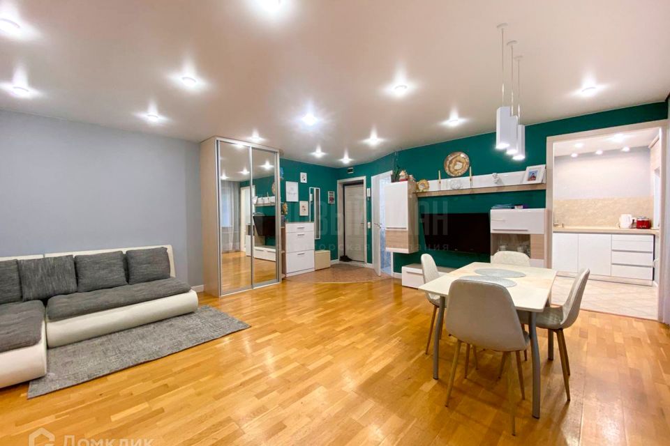 Продаётся 3-комнатная квартира, 61.5 м²