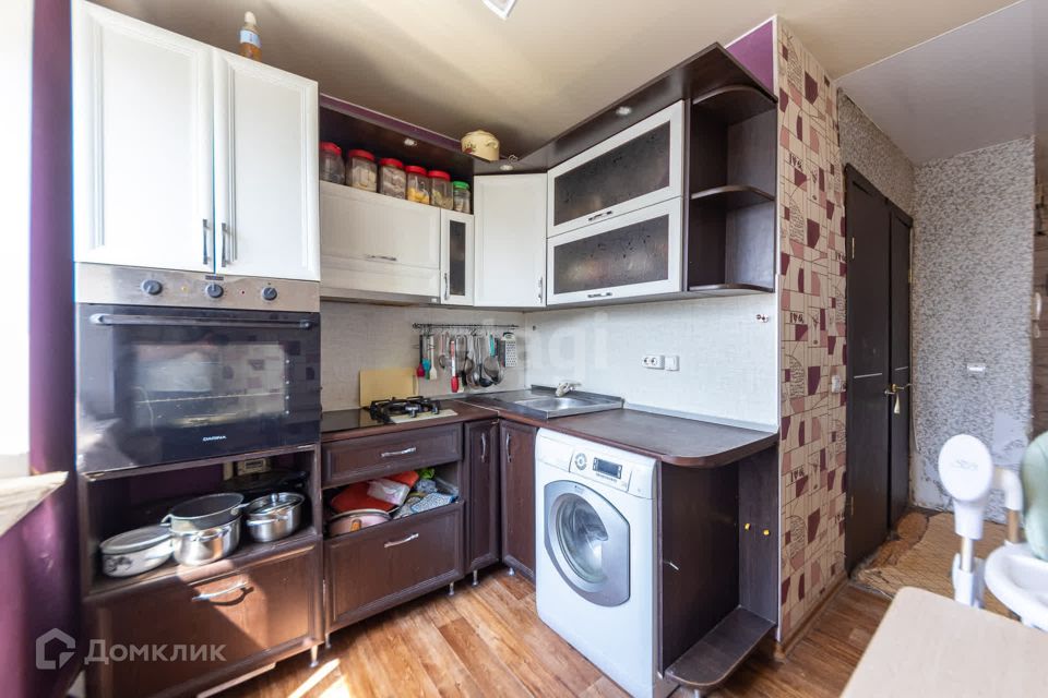 Продаётся 4-комнатная квартира, 62.4 м²