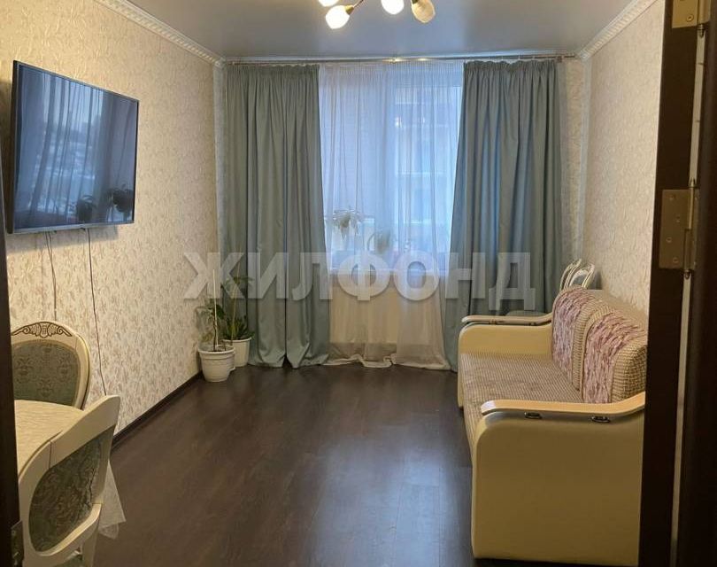 Продаётся 2-комнатная квартира, 64.2 м²
