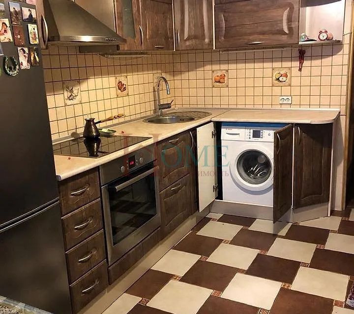 Сдаётся 1-комнатная квартира, 43 м²