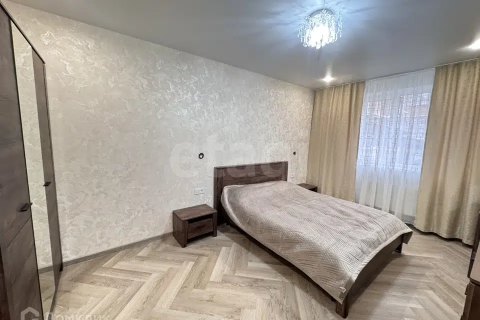 Сдаётся 1-комнатная квартира, 71 м²