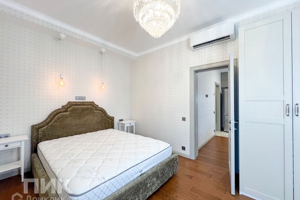 Сдаётся 2-комнатная квартира, 55.5 м²