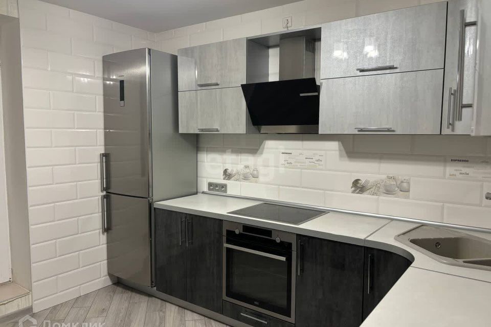 Продаётся 1-комнатная квартира, 48.1 м²