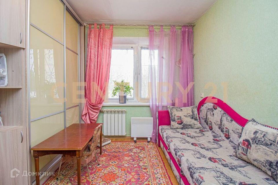 Продаётся 4-комнатная квартира, 99.96 м²