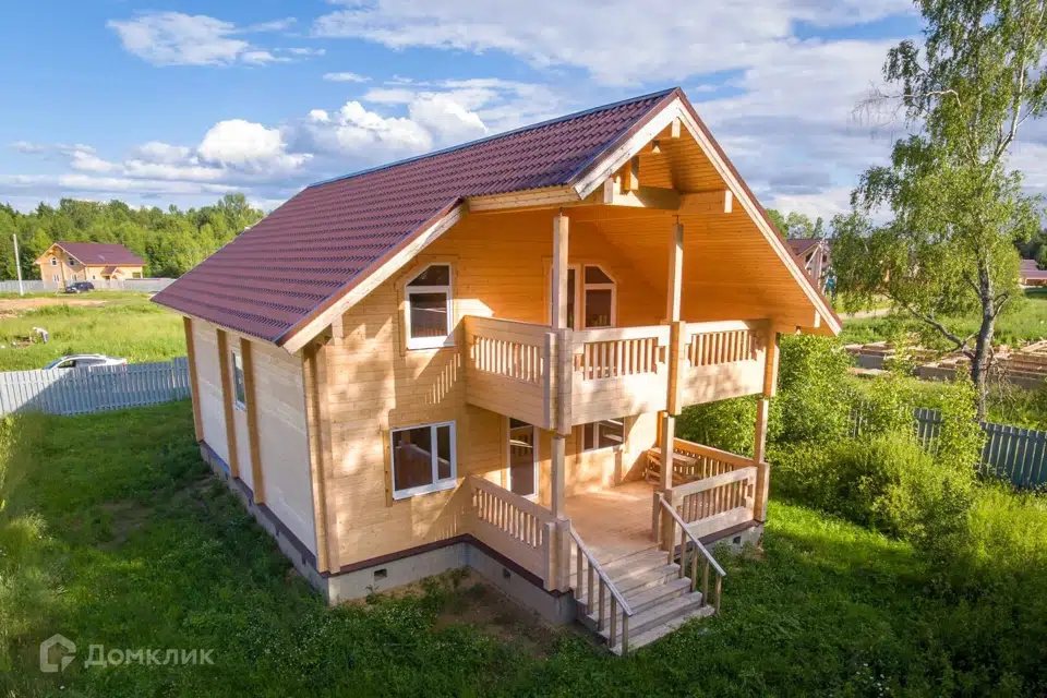 Продаётся 2-этажный дом, 210 м²