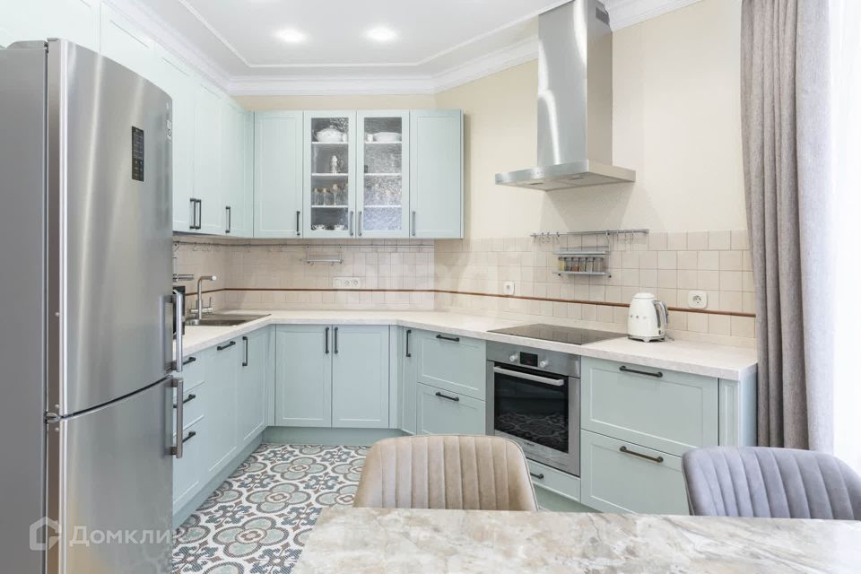 Продаётся 3-комнатная квартира, 125.1 м²