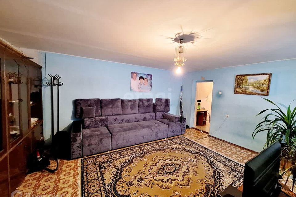Продаётся 3-комнатная квартира, 101.7 м²