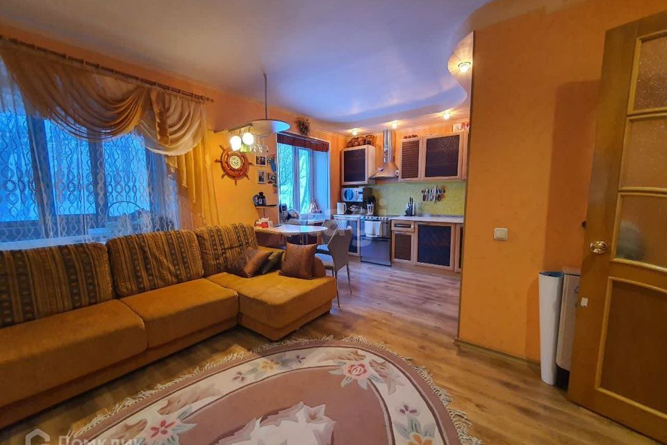 Продаётся 2-комнатная квартира, 49.8 м²