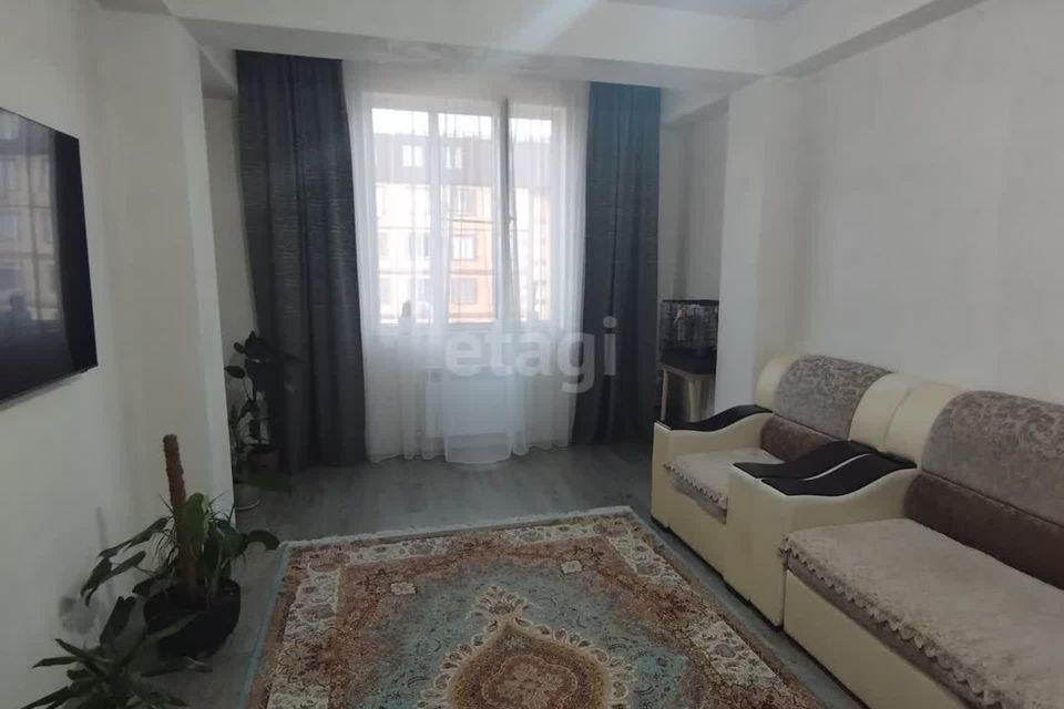 Продаётся 2-комнатная квартира, 93 м²