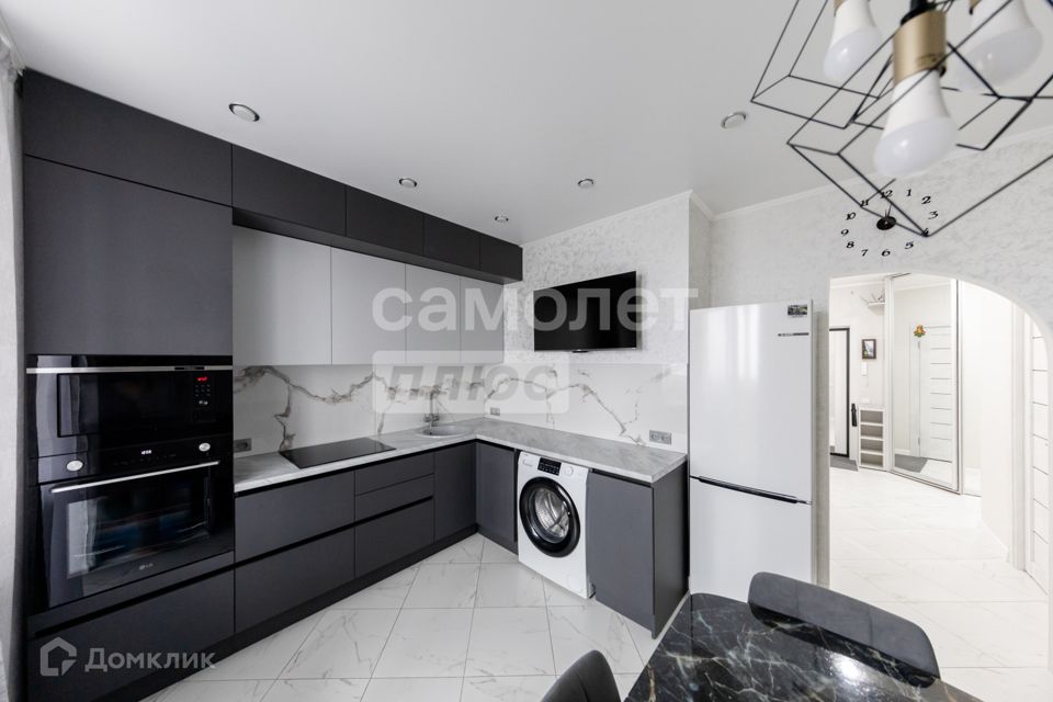 Продаётся 2-комнатная квартира, 72.1 м²