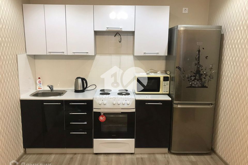Продаётся 1-комнатная квартира, 49 м²