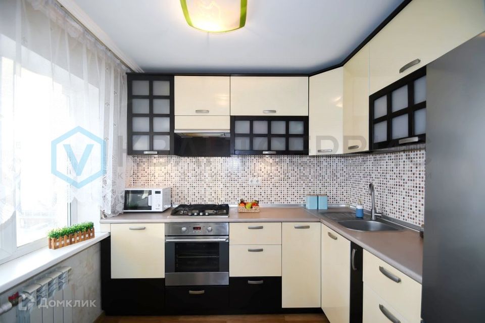 Продаётся 3-комнатная квартира, 64.2 м²