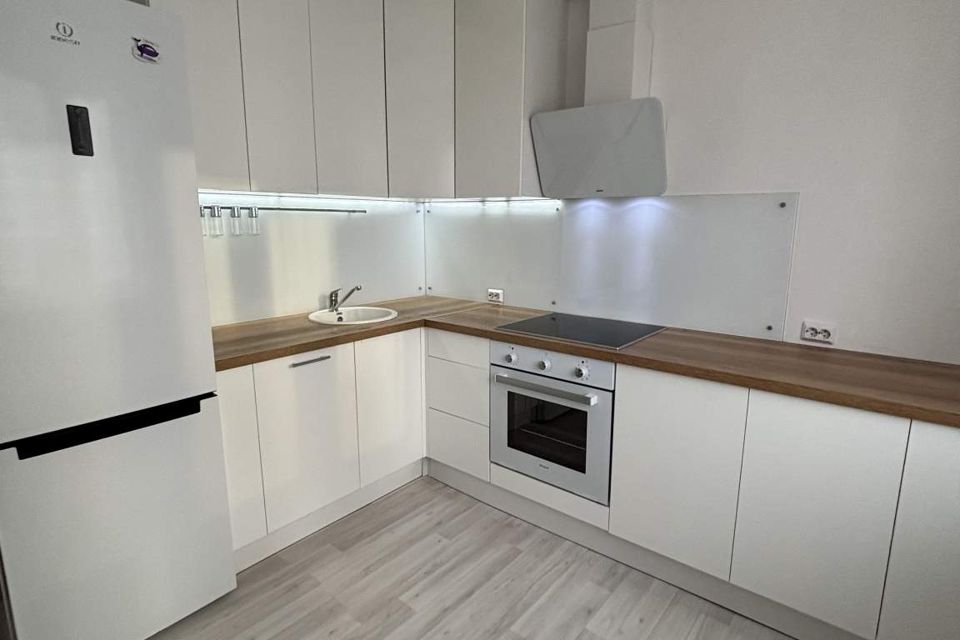 Сдаётся 1-комнатная квартира, 35 м²