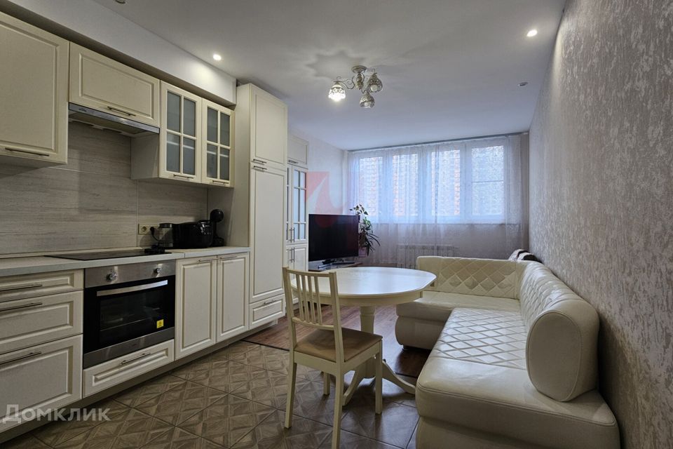Продаётся 2-комнатная квартира, 70 м²