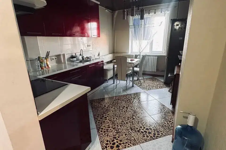 Продаётся 3-комнатная квартира, 69 м²